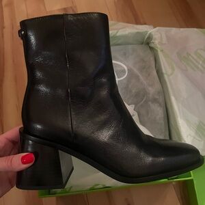 Sam Edelman Winnie Boot Size 6.5 New Never Worn in Original Box
